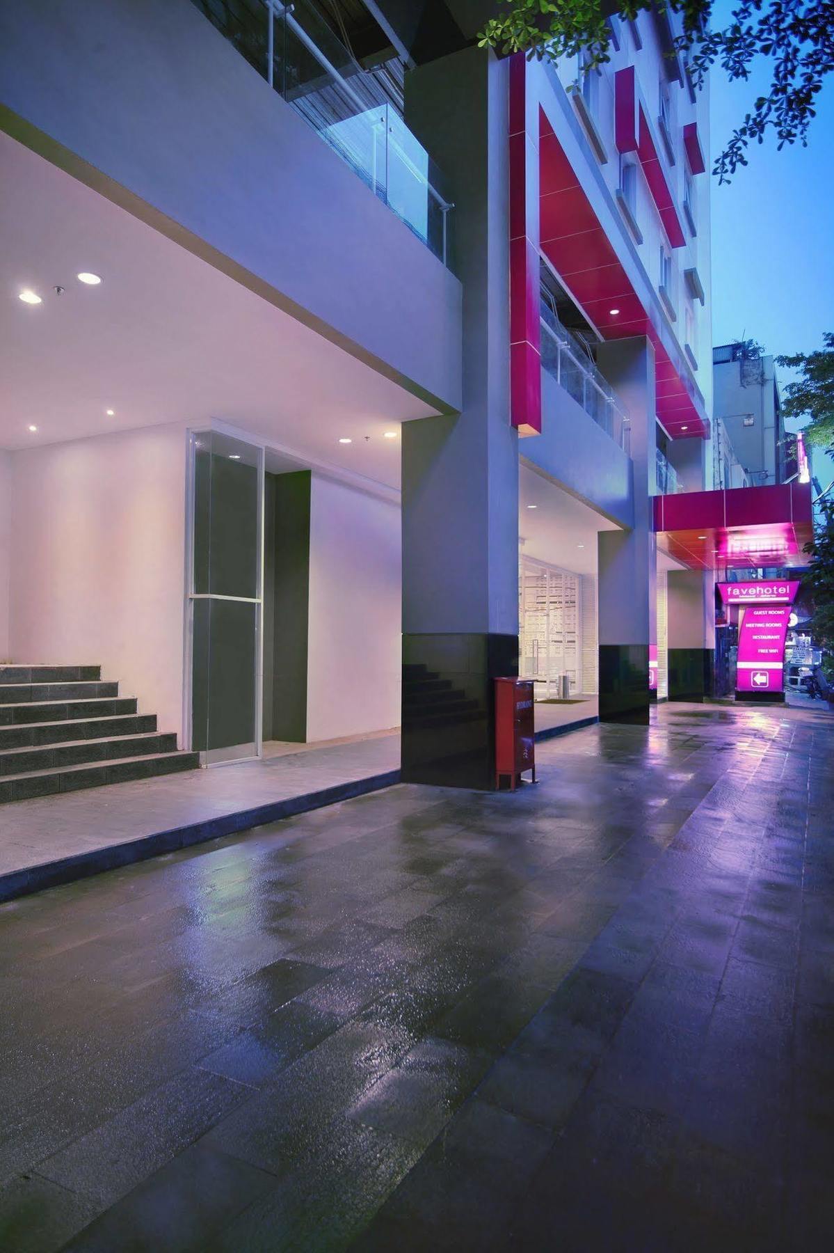 Favehotel Melawai Джакарта Екстериор снимка